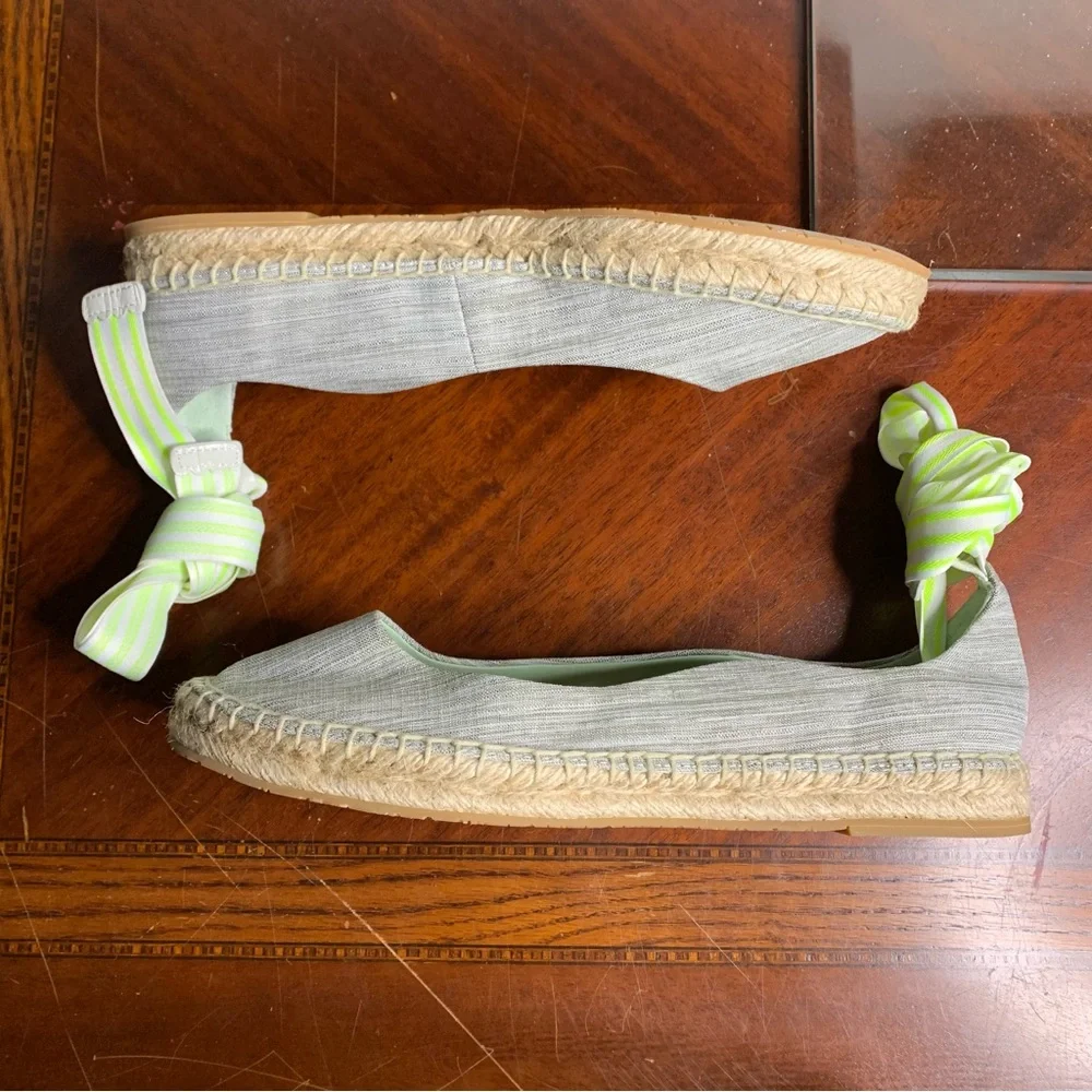 NWOT Zac Posen Canvas Flocked Ankle Tie Espadrille Flats
